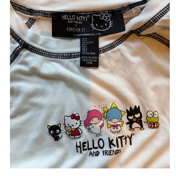Hello Kitty & Forever 21 Sanrio Crop Top T-shirt Kitty & Friends, Sz. Small, EUC - Picture 3 of 3